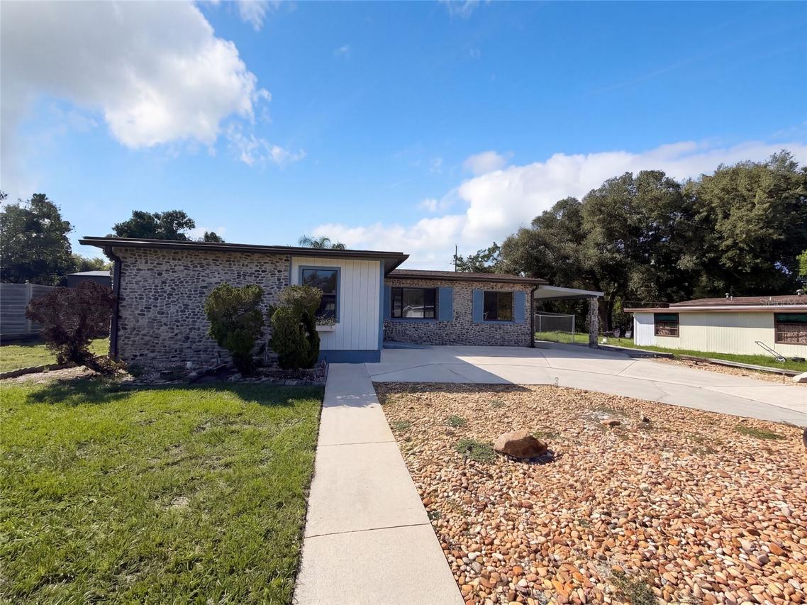 813 Halstead St., Deltona, FL 32725
