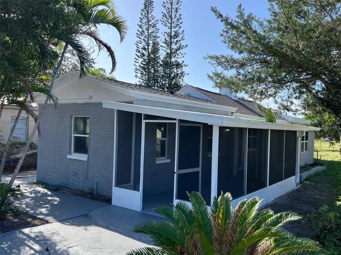 2162 Henry St., Palm Bay, FL 32905