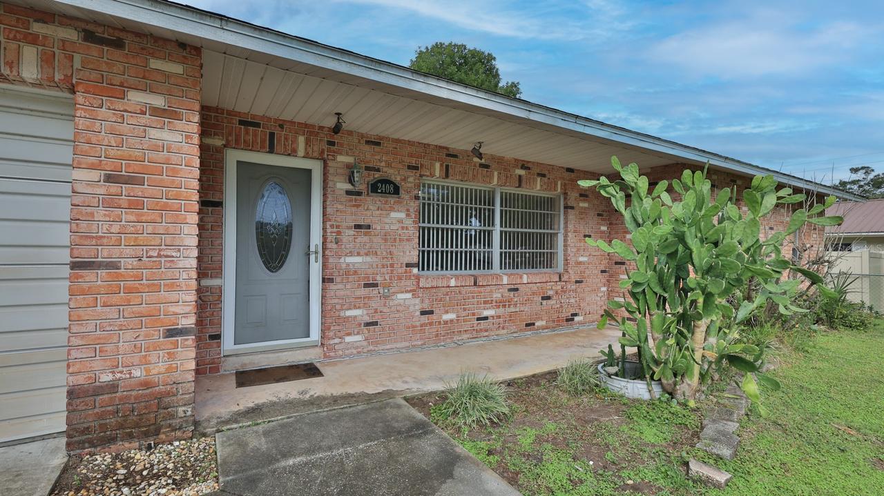 2408 Juniper Dr., Edgewater, FL 32141
