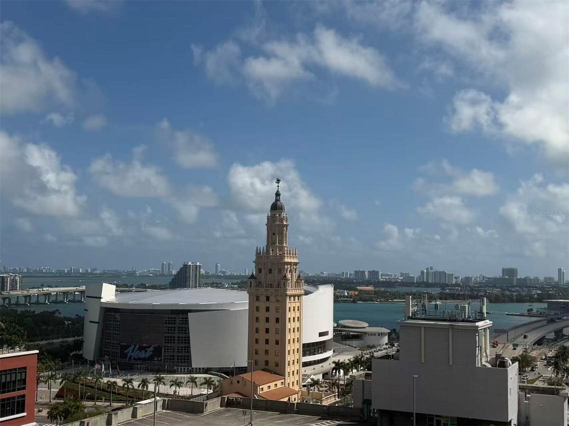 121 NE 5th St. #1413, Miami, FL 33132
