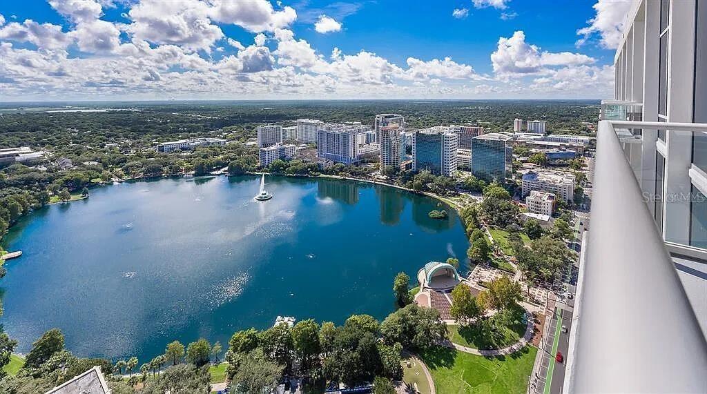 150 E Robinson St. #29B, Orlando, FL 32801