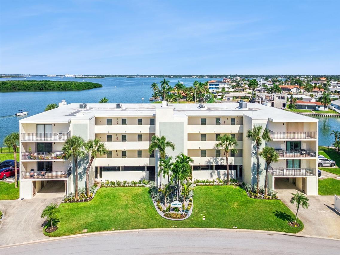 12525 3rd St. #205, Treasure Island, FL 33706