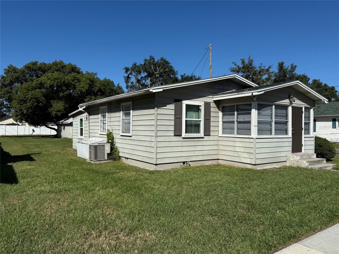 1502 Indiana Ave., St Cloud, FL 34769
