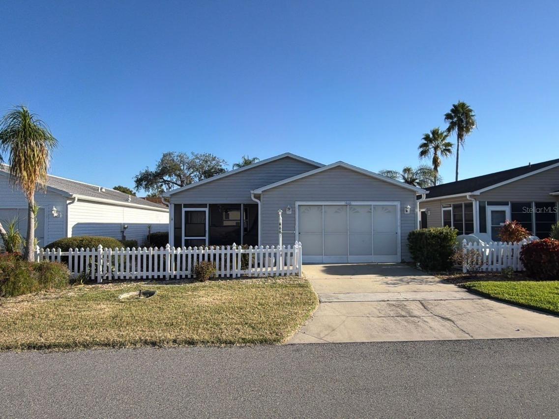 468 Hildalgo Dr., The Villages, FL 32159