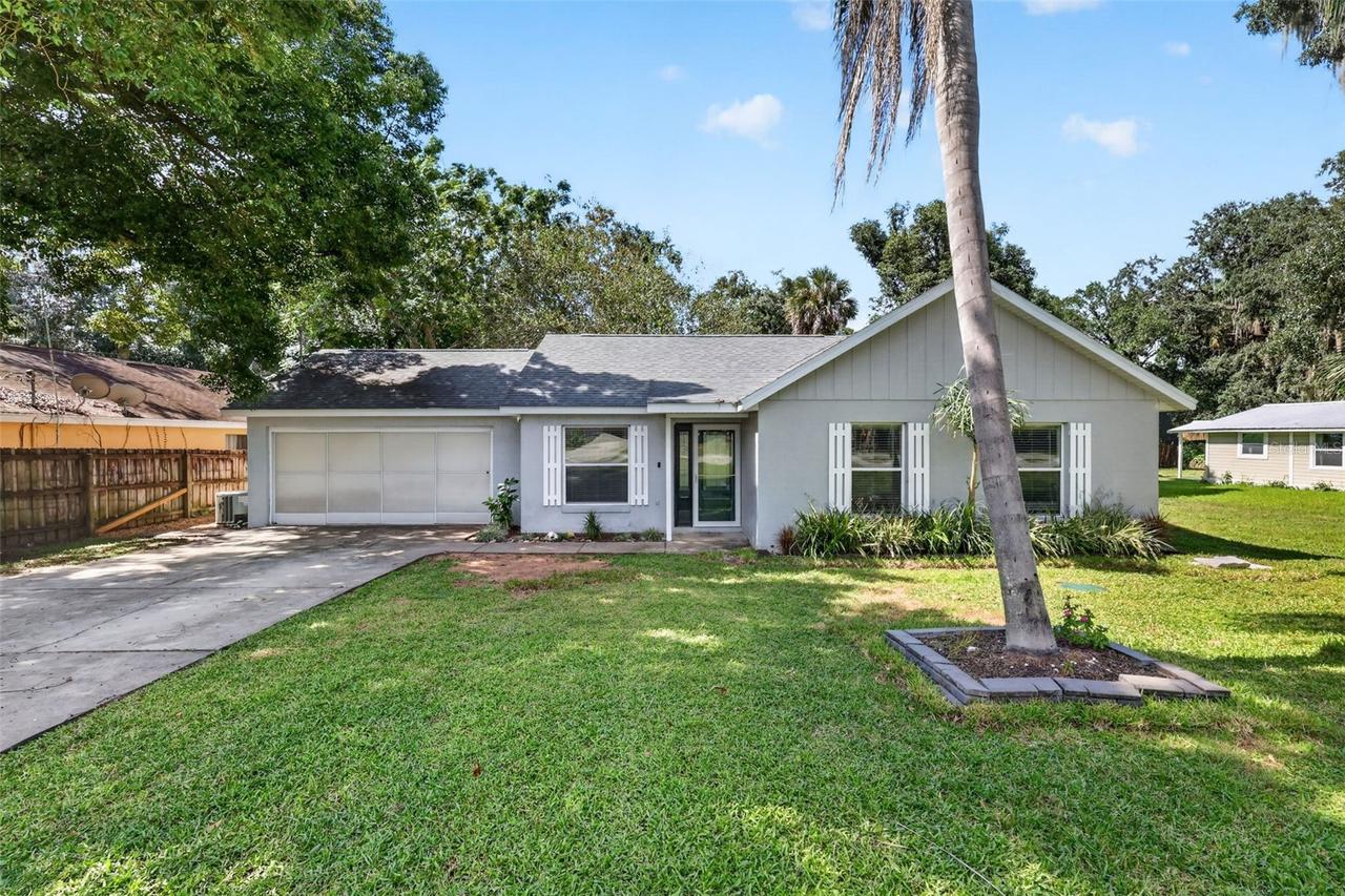 906 Kentucky Blvd., Eustis, FL 32726