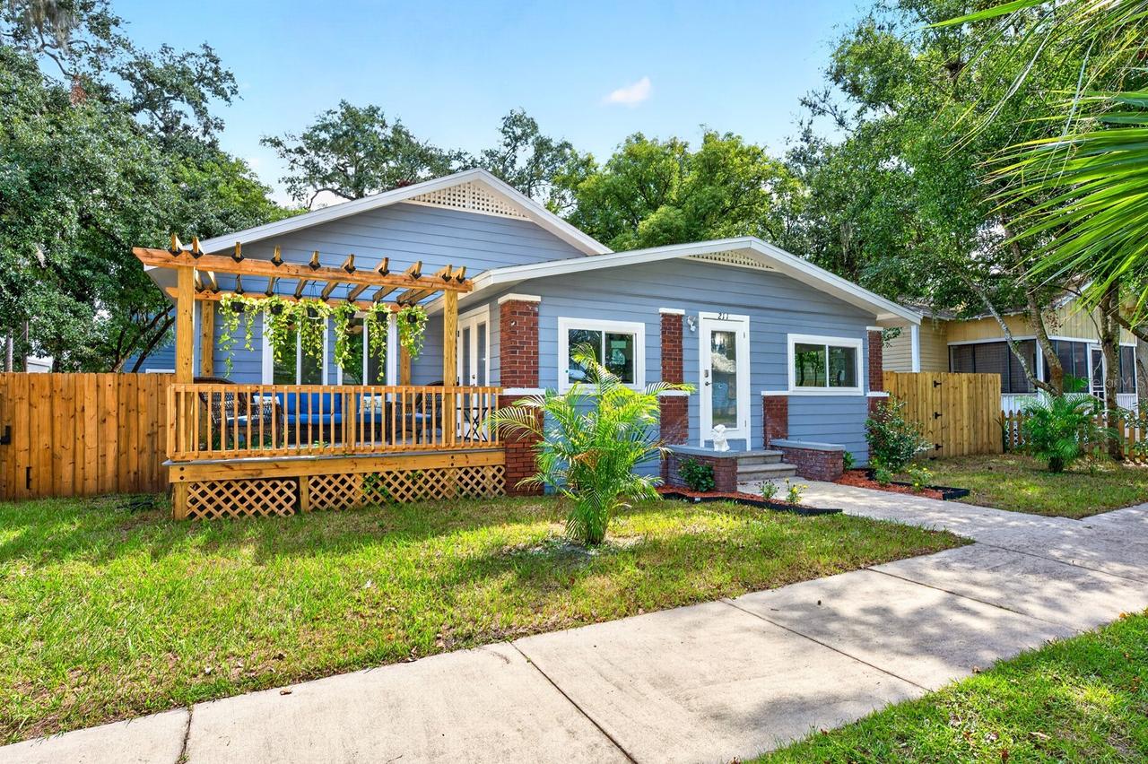 211 S Maple Ave., Sanford, FL 32771
