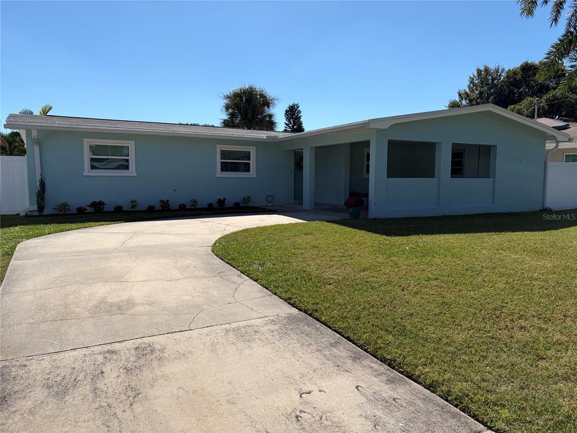 785 San Salvador Dr., Dunedin, FL 34698