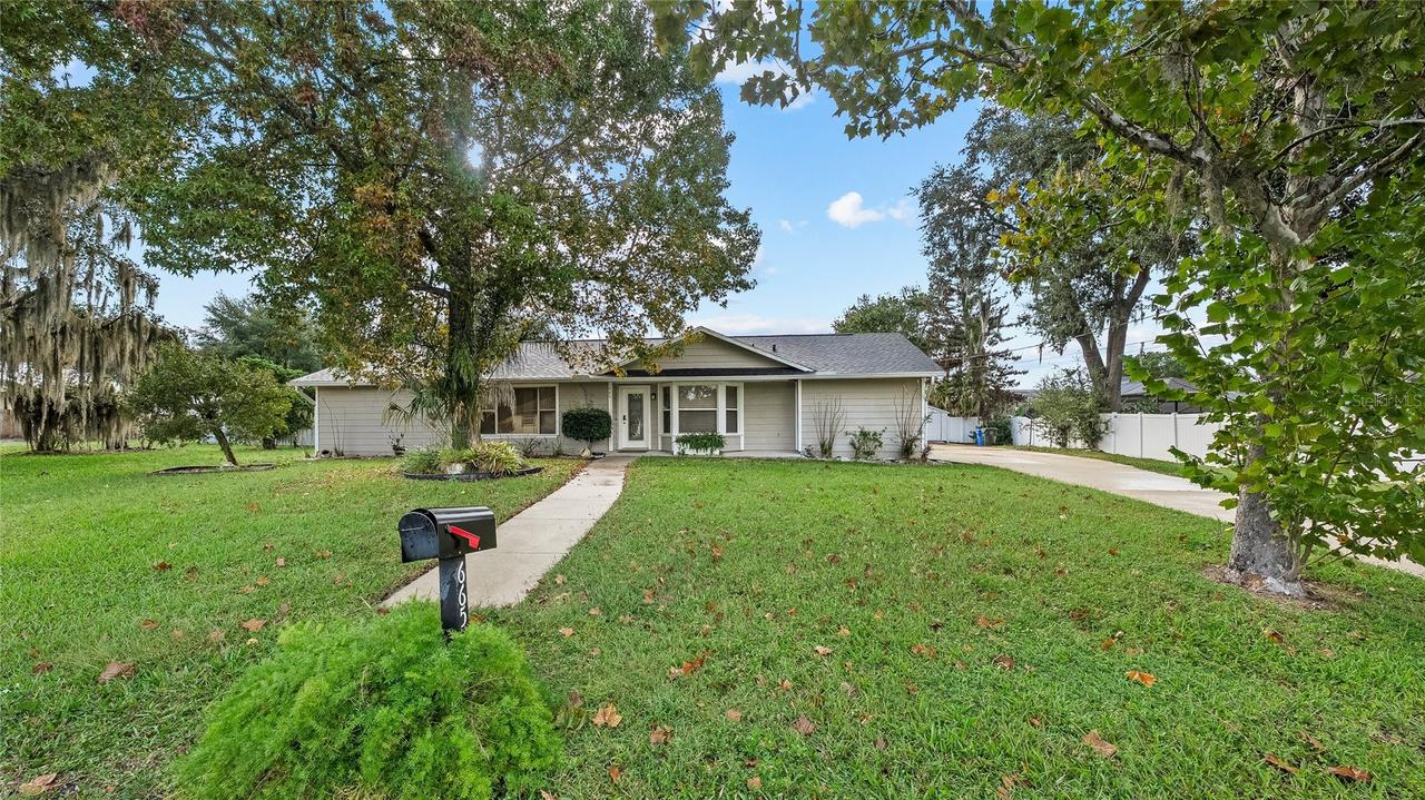 665 Citrus Ave., Oviedo, FL 32765