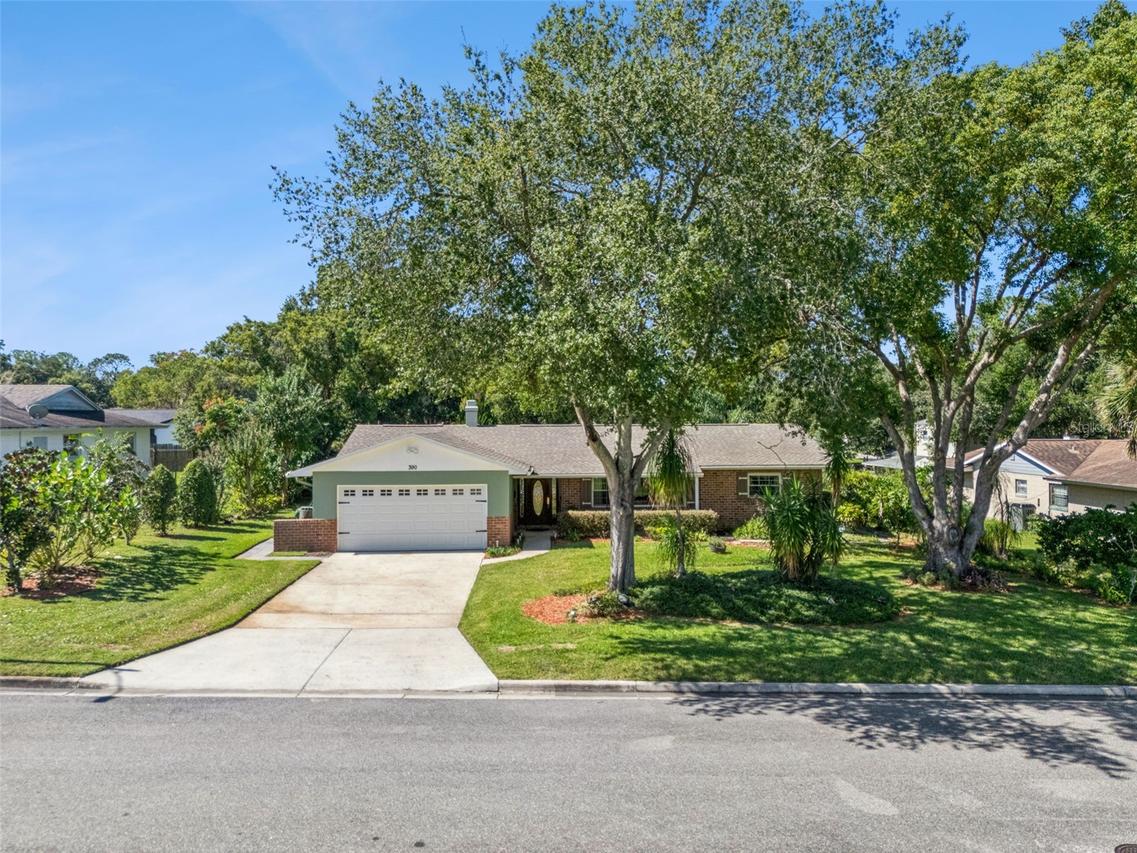 390 Grove Ct., Winter Garden, FL 34787