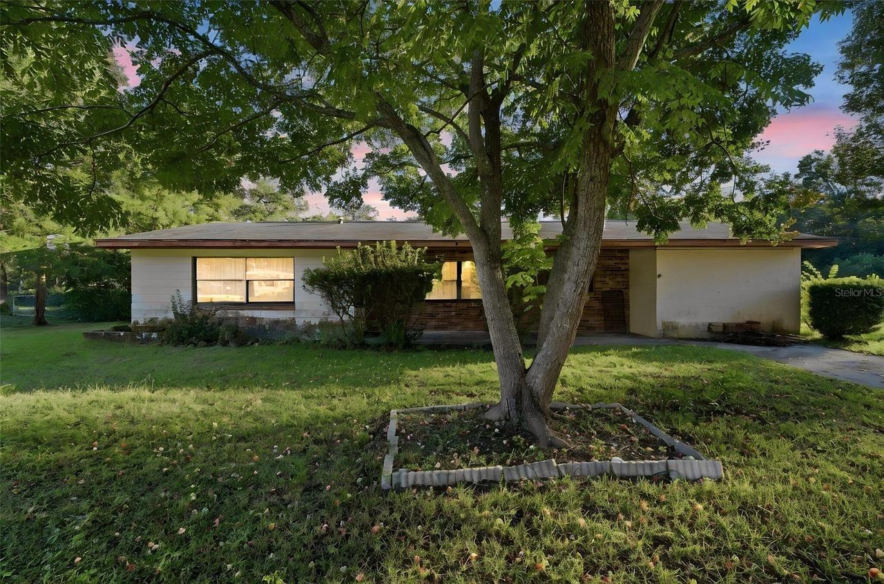 900 NE 45th Pl., Ocala, FL 34479