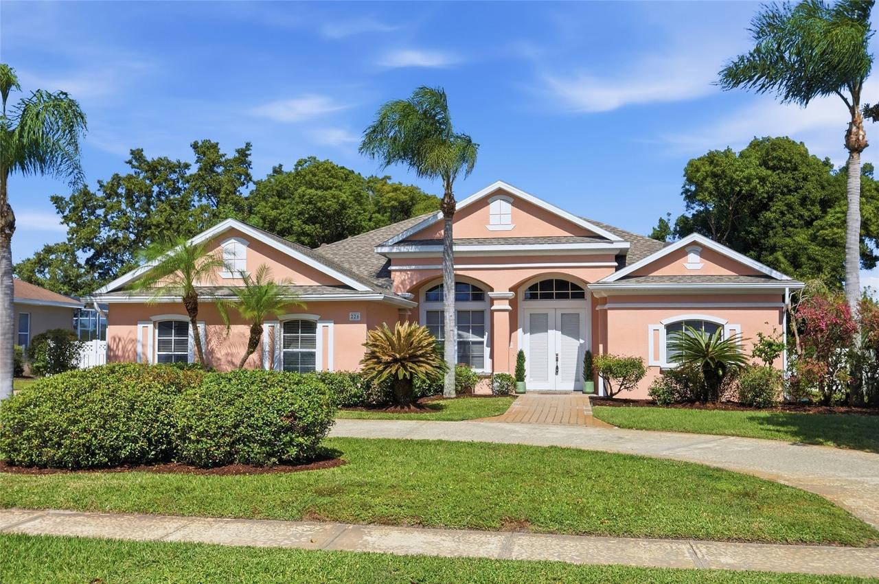 226 Alexandra Woods Dr., Debary, FL 32713