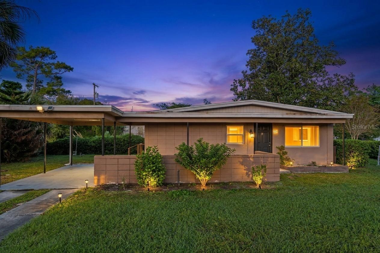 304 Cosmos Dr., Orlando, FL 32807