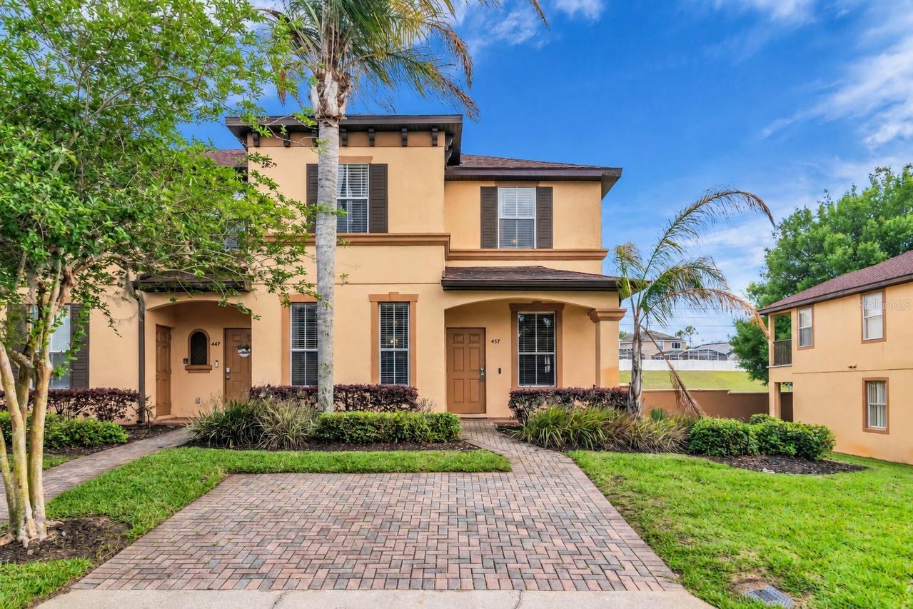 457 La Mirage St., Davenport, FL 33897