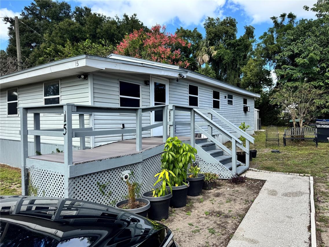 15 W 15th St., Apopka, FL 32703