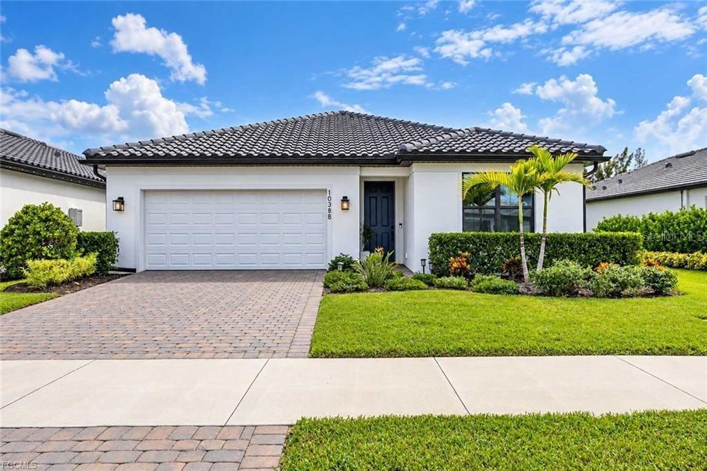 10388 Maddox Ln, Bonita Springs, FL 34135