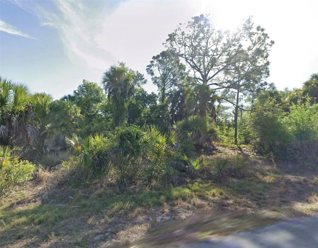 379 Mcdill Dr., Port Charlotte, FL 33953