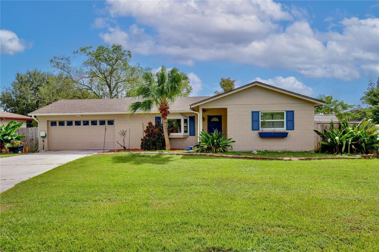 2032 Lake Christie Dr., Orlando, FL 32809