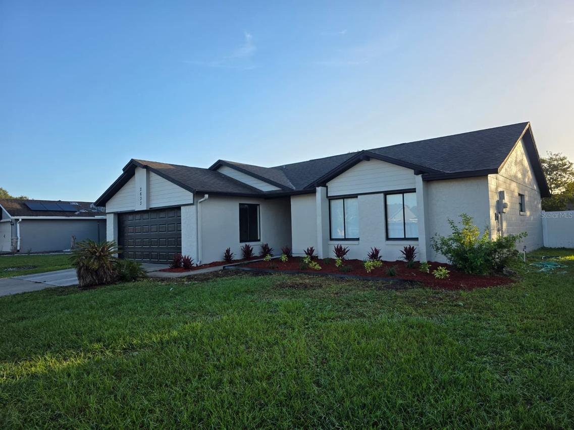 2633 Dixie Ln., Kissimmee, FL 34744