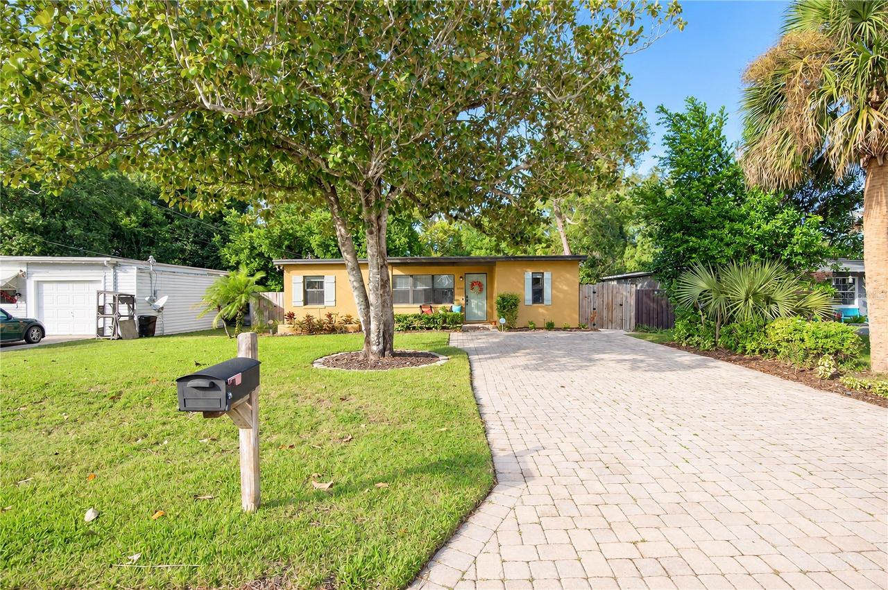 1935 Azalea Ave., Winter Park, FL 32792