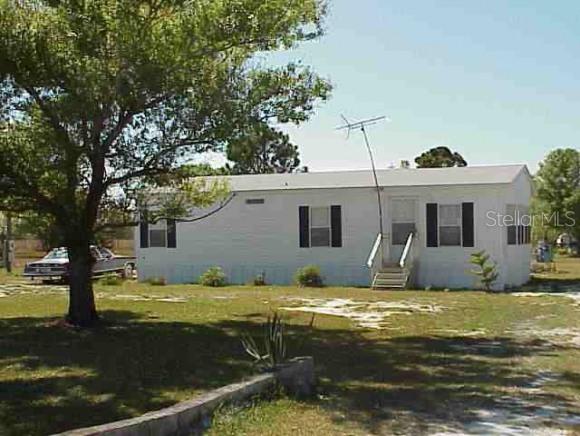 901 NE 104th Ct., Okeechobee, FL 34972