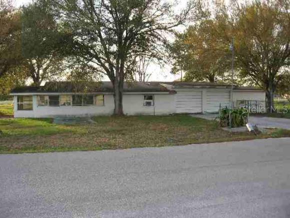 3633 21st Ave., Okeechobee, FL 34972