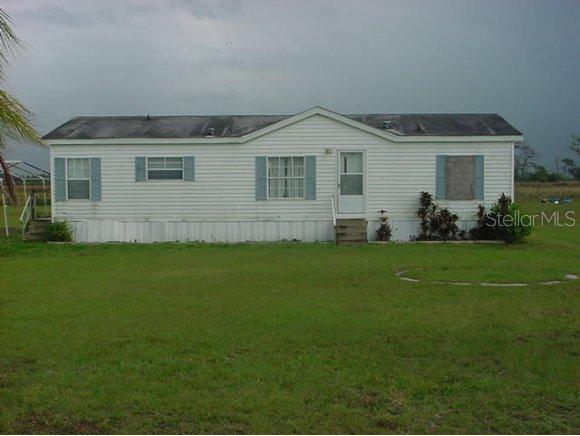 908 106th Ct., Okeechobee, FL 34972