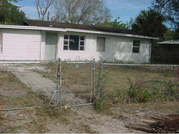 3375 2nd St., Okeechobee, FL 34972