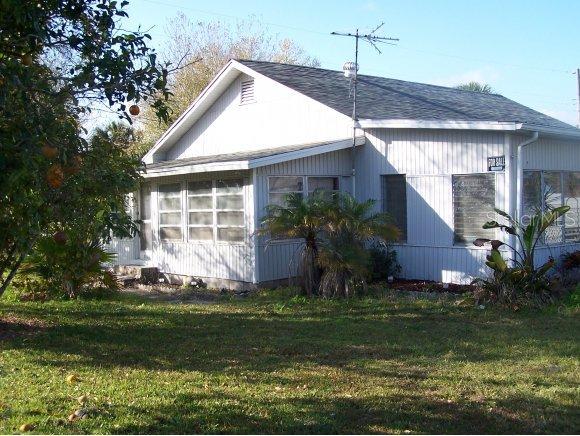 1010 11th St., Okeechobee, FL 34974