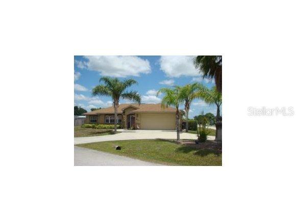 971 SE 37th Ter., Okeechobee, FL 34974