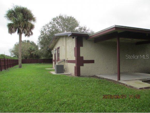 7944 NW 95th Ct., Okeechobee, FL 34972