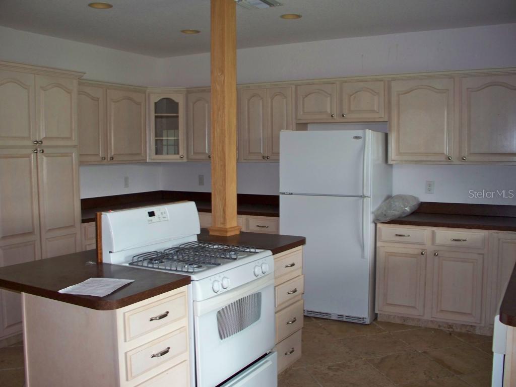 583 SE 37th Ter., Okeechobee, FL 34974