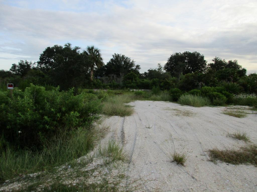 18831 NW 300th St., Okeechobee, FL 34972