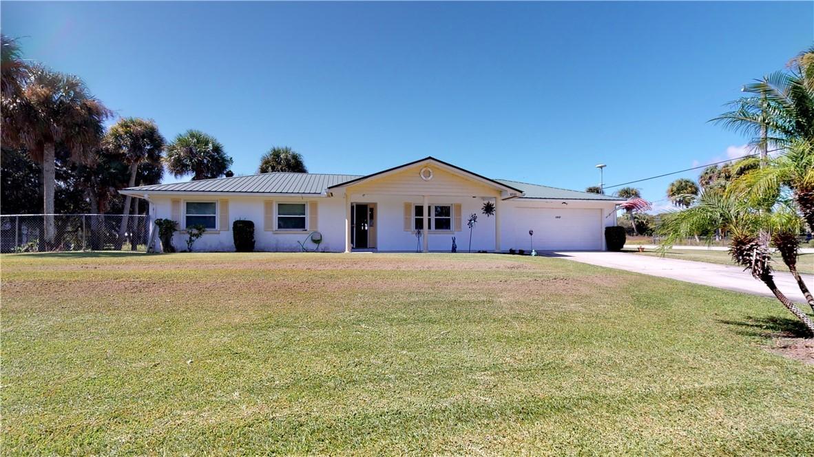 1010 Eagle Ln., Moore Haven, FL 33471