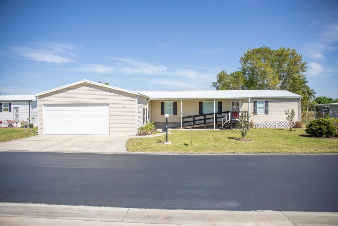 1690 Sw 35th Cir., Okeechobee, FL 34974