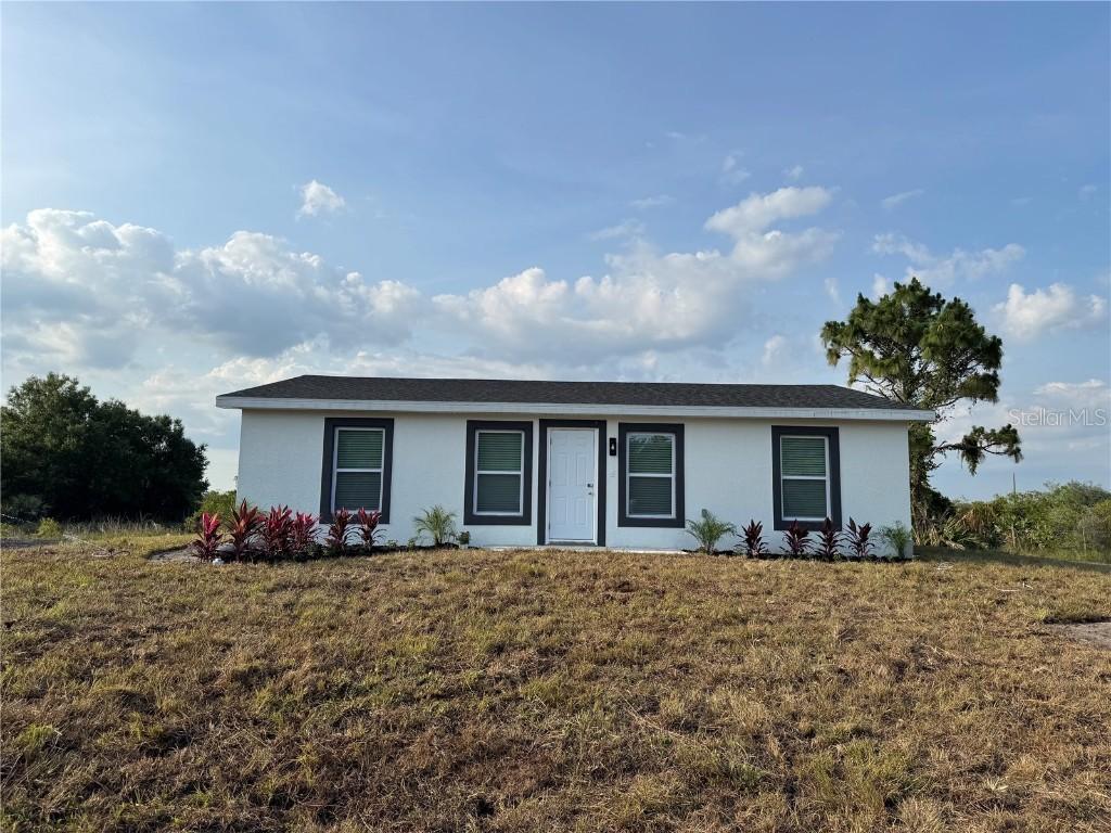 18767 NW 240th St., Okeechobee, FL 34972