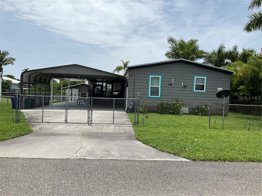 1558 Chobee St., Okeechobee, FL 34974