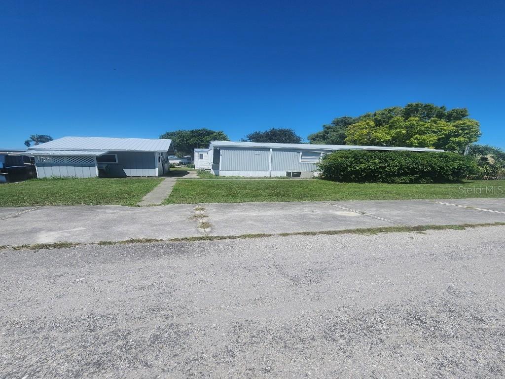 1069 Lemon St., Okeechobee, FL 34974