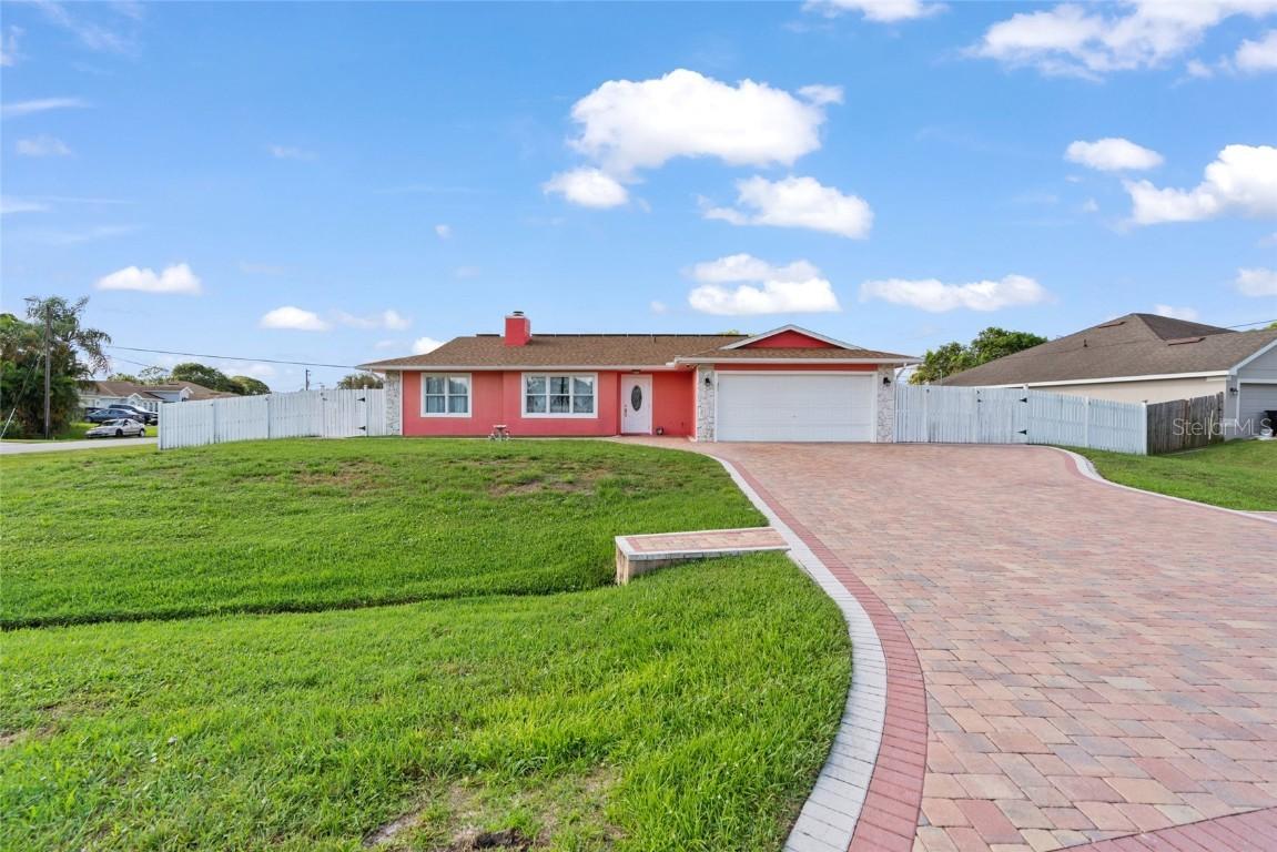 402 SW Seaflower Ter., Port St Lucie, FL 34984