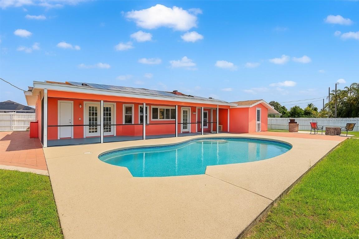 402 SW Seaflower Ter., Port St Lucie, FL 34984