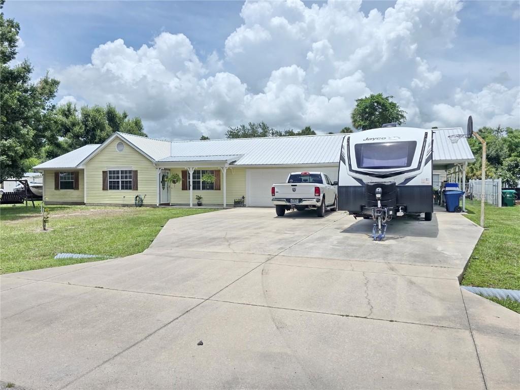 3701 SE 25th St., Okeechobee, FL 34974