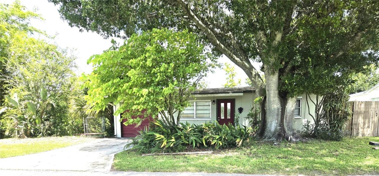 2001 SE 8th Ave., Okeechobee, FL 34974