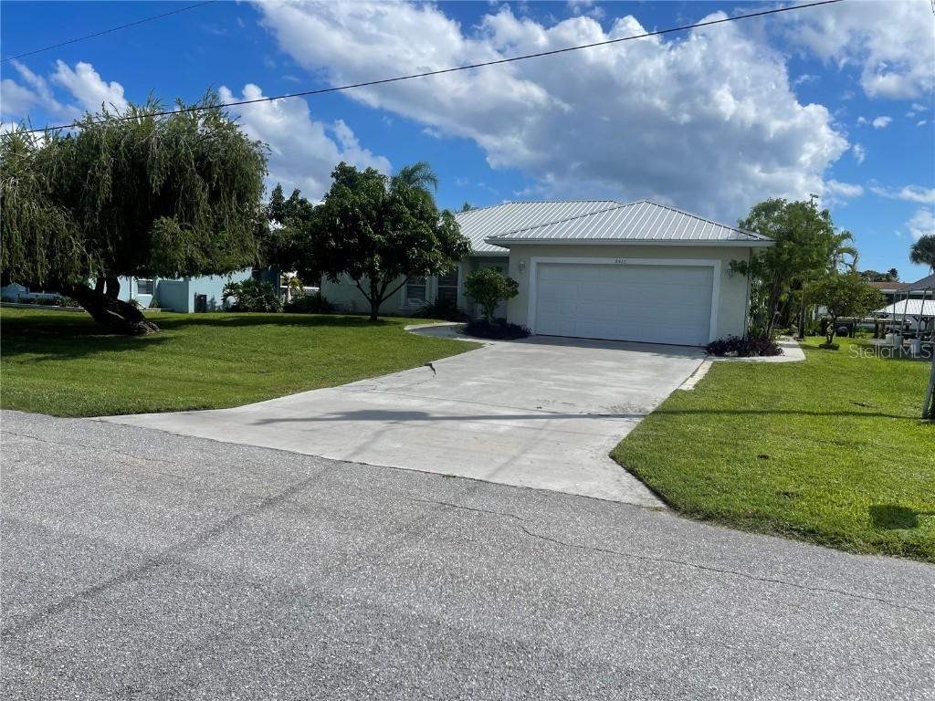 2416 SE Se 31st St., Okeechobee, FL 34974