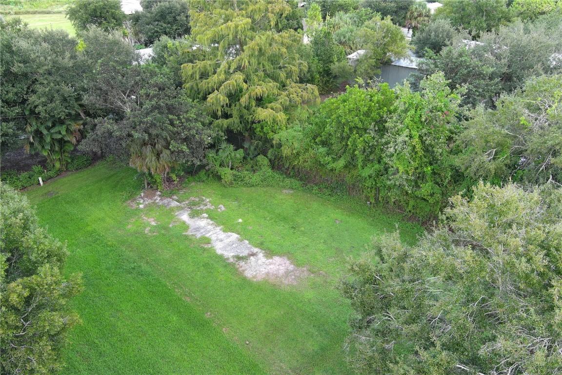 571 Avenue D, Moore Haven, FL 33471