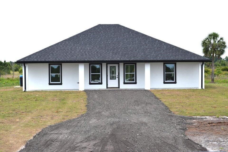 16530 NW 262nd St., Okeechobee, FL 34972