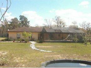 99 Fisher Ln., Ocklawaha, FL 32179