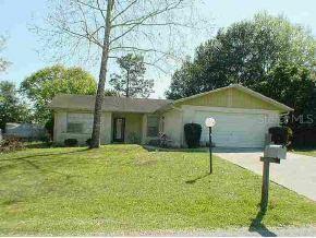 9 Lake Ct Loop, Ocala, FL 34472