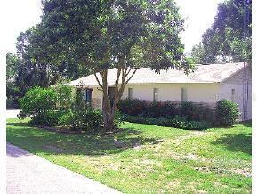 7 SE Tomoka Pl., Summerfield, FL 34491