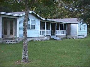 909 SE 155 St., Summerfield, FL