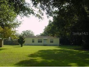 13521 N Magnolia Ave., Citra, FL 32113