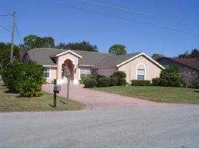 12741 Pine Island Dr., Leesburg, FL 34788